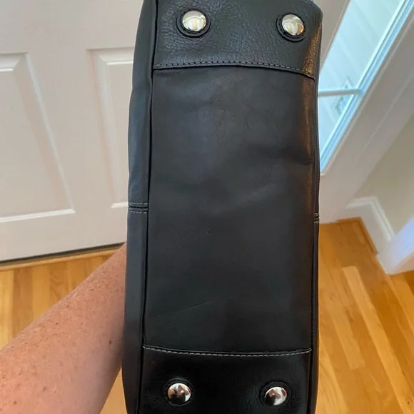 Coach East West Gallery Tote Leather Bag - Picture 13 of 16